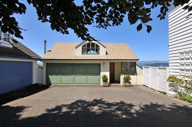 22C Orchard Street, Wadestown, Wellington - Carousel 1