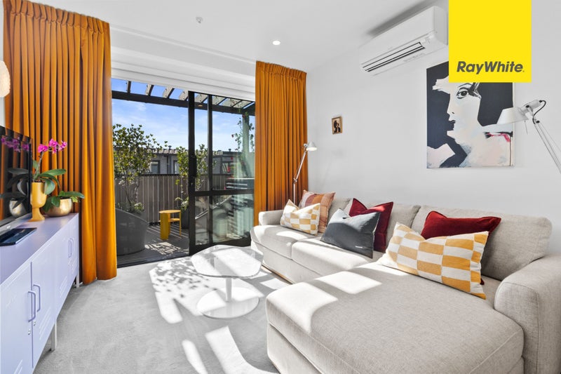 404/30 Enfield Street, Mount Eden, Auckland - Carousel 1