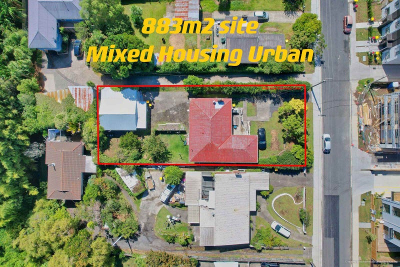 22 Kingdale Road, Henderson, Auckland - Carousel 1