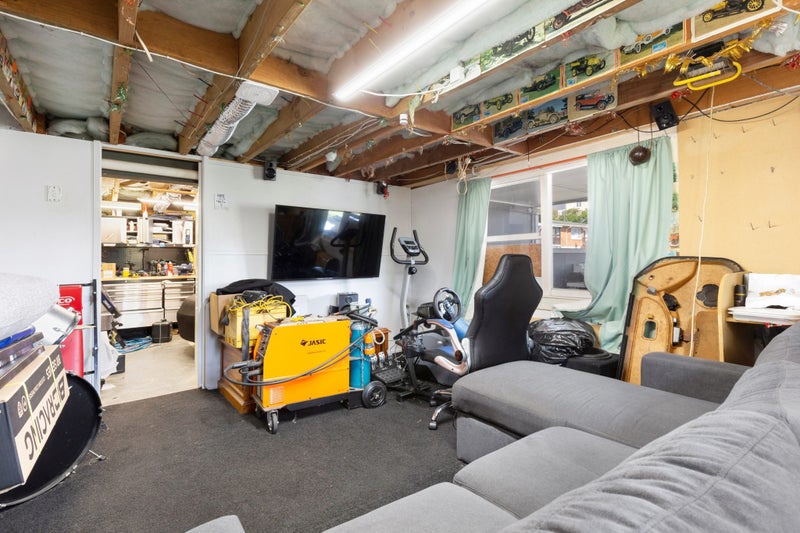 11 Windermere Crescent, Blockhouse Bay, Auckland - Carousel 14