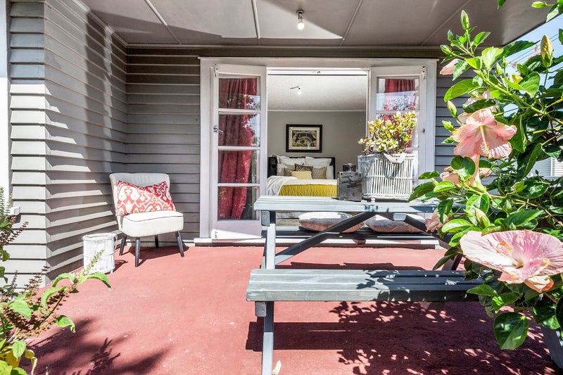 74 Frank Grey Place, Otahuhu, Auckland - Carousel 2