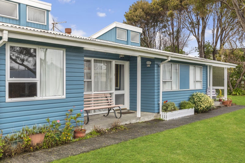 2/2 Alice ST, Alicetown, Lower Hutt - Carousel 12
