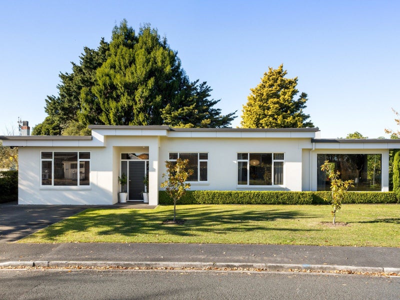 6 Anson Avenue, Fairfield, Hamilton - Carousel 1