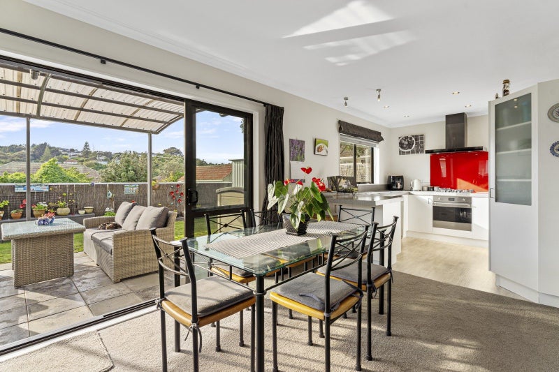 1 Waiuta Street, Titahi Bay, Porirua - Carousel 1