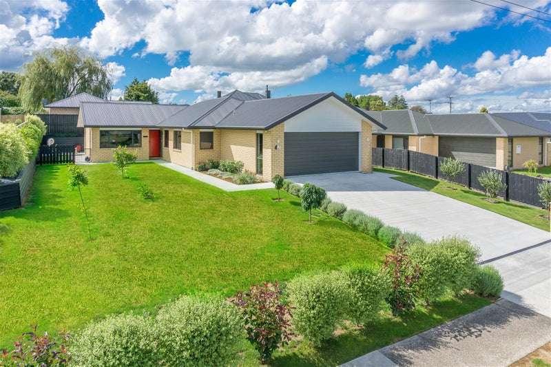 60 Whitmore Street, Kihikihi, Te Awamutu - Carousel 1