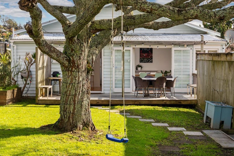 24 Euston Road, Sandringham, Auckland - Carousel 1