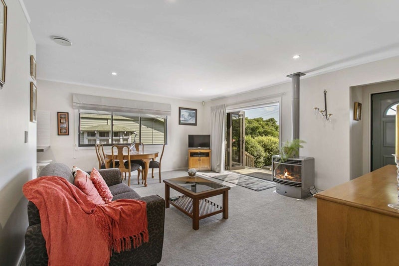 2B Camden Road, Sandringham, Auckland - Carousel 2