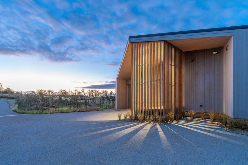 148 Monument Road, Clevedon, Clevedon - Carousel 2