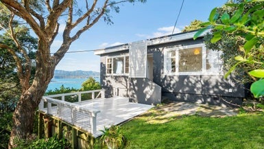 103 View Road, Houghton Bay, Wellington - Carousel 1