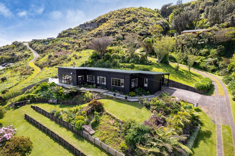 69 North Street, Mōkau - Carousel 35
