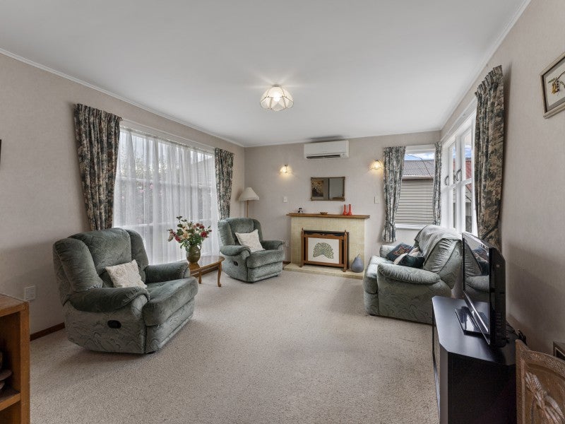 21 Byron Street, Trentham, Upper Hutt - Carousel 2