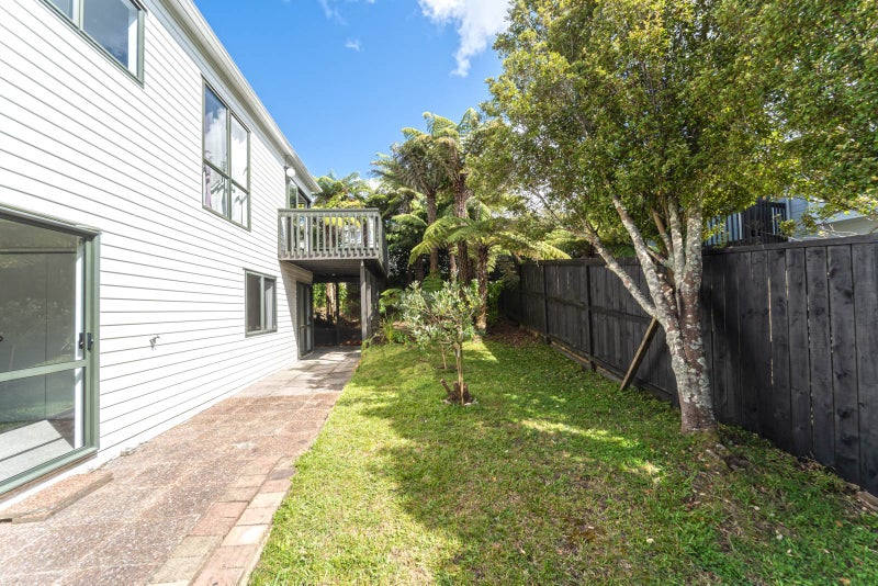 2/37 SUNNYNOOK Road, Sunnynook, Auckland - Carousel 23