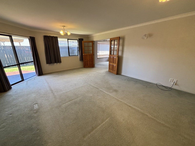 11 Hanmer Place, Highbury, Palmerston North - Carousel 2