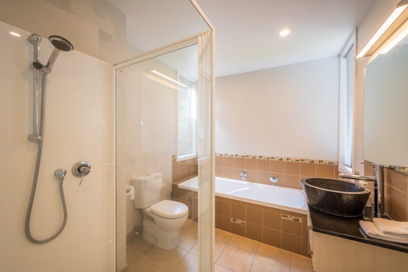 72 Wynyard Crescent, Fernhill, Queenstown - Carousel 24