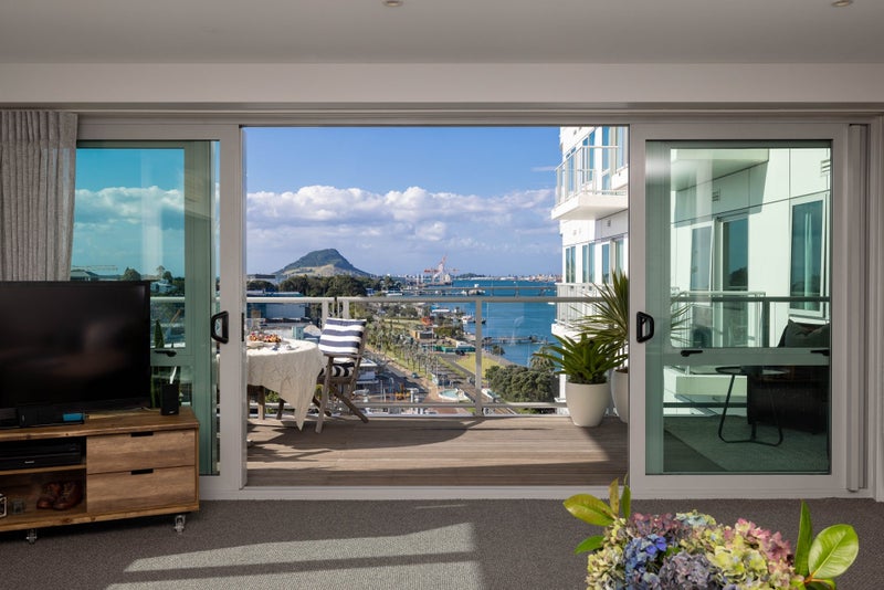 1102/72 Devonport Road, Tauranga, Tauranga - Carousel 2