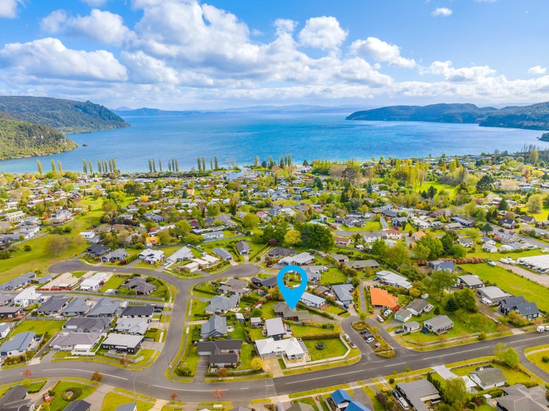3 Antonia Place, Taupo - Carousel 2