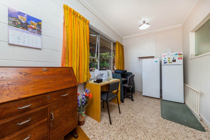 5 Suzetta Place, Sunnyhills, Auckland - Carousel 21