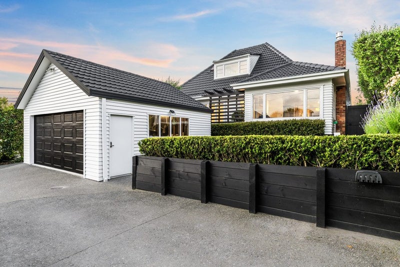 4 Kinder Place, Meadowbank, Auckland - Carousel 1