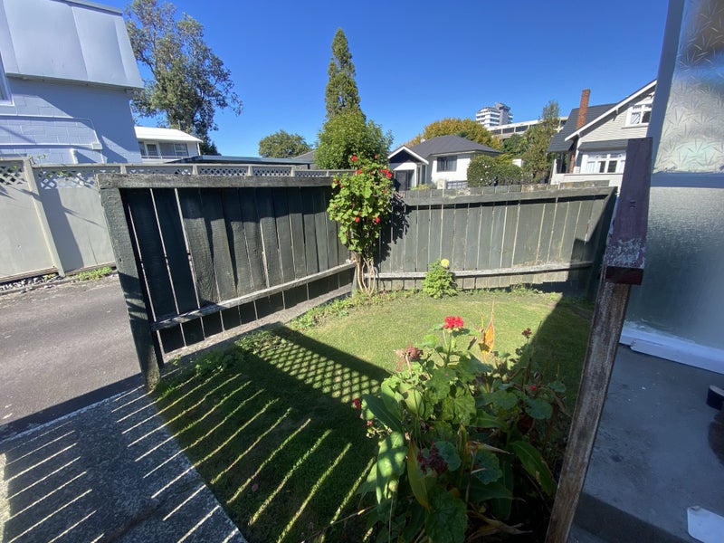3/27 Opoia Road, Hamilton East, Hamilton - Carousel 12