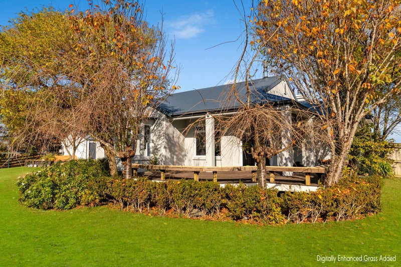 84 Thornton Road, Thornton - Carousel 2