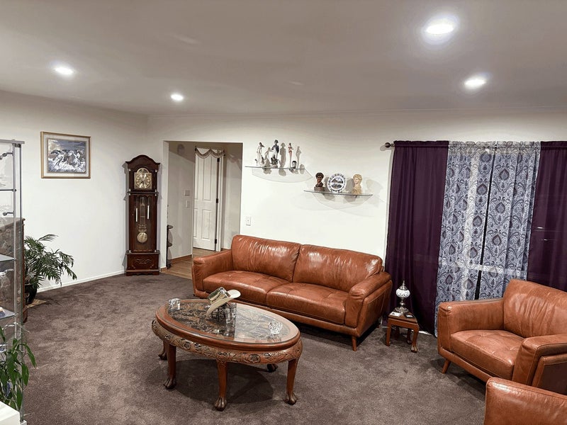 53 Edendale Road, Somerville, Manukau - Carousel 2