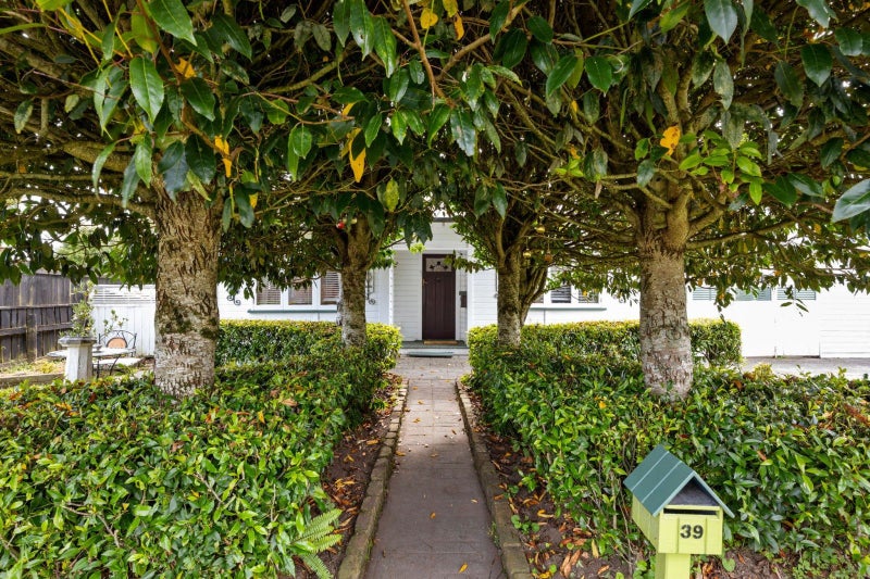 39 Raleigh Street, Leamington, Cambridge - Carousel 2