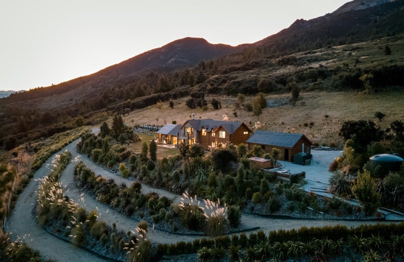 1147B Lake Hawea-Albert Town Road, Wanaka - Carousel 32