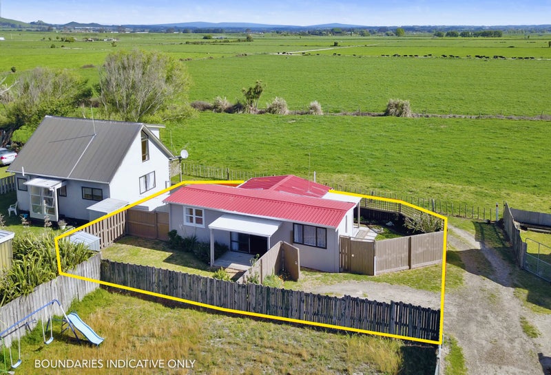 74B Pukehina Parade, Pukehina, Te Puke - Carousel 1