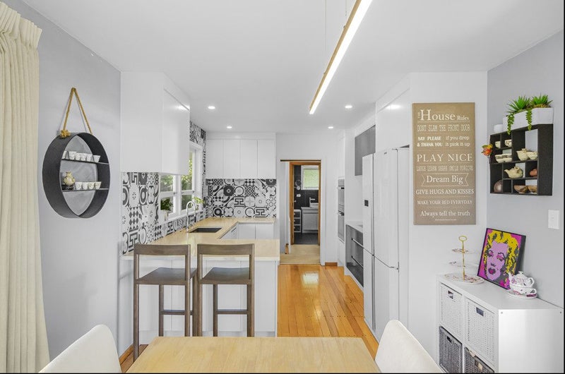 13 Tudward Glade, Hillcrest, Auckland - Carousel 2