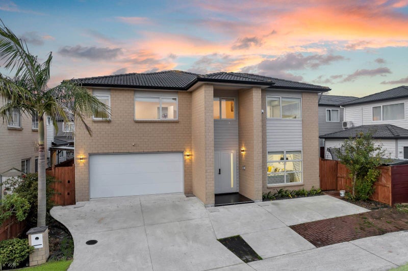 18 Kerrykeel Drive, Flat Bush, Auckland - Carousel 2