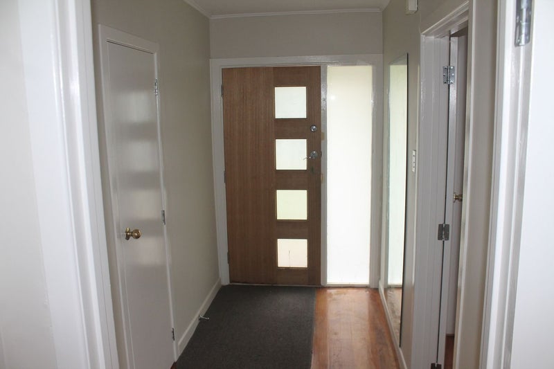 19A Newington Road, Henderson, Auckland - Carousel 2