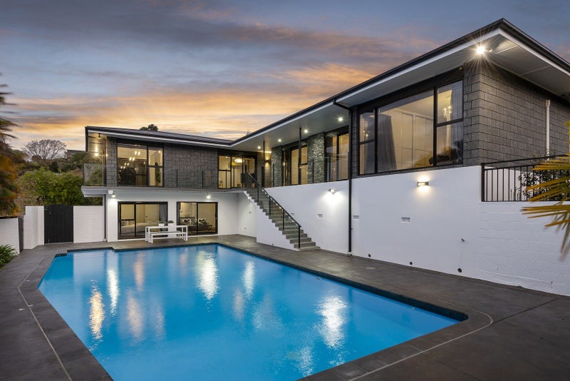 37 Penruddock Rise, Westmorland, Christchurch - Carousel 1