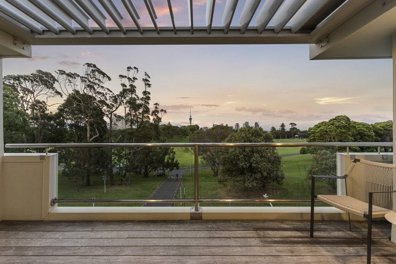 5A/23 George Street, Newmarket, Auckland - Carousel 1