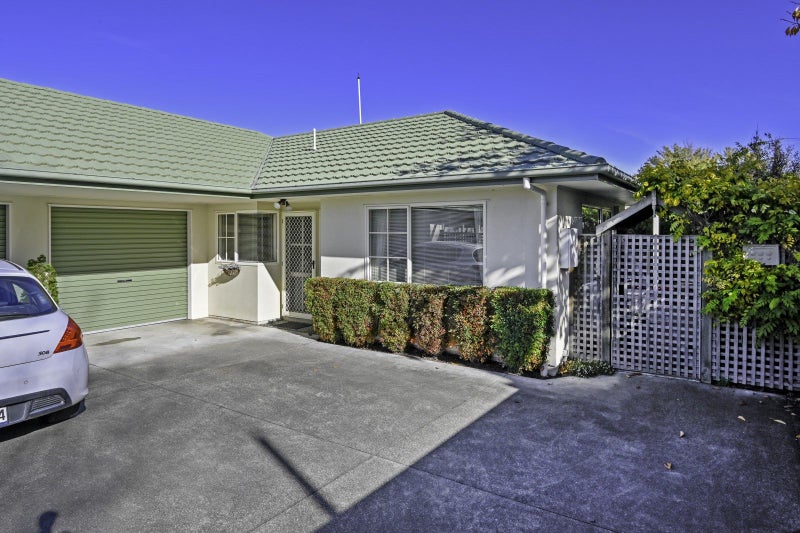 2/612 Queen Street West, Saint Leonards, Hastings - Carousel 1