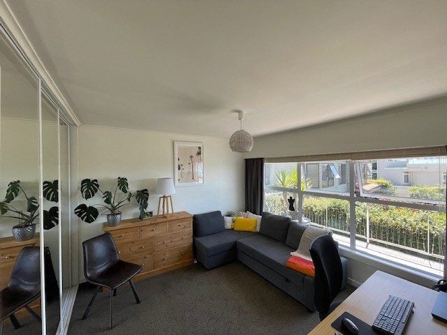 2/23 Craig Road, Milford, Auckland - Carousel 10
