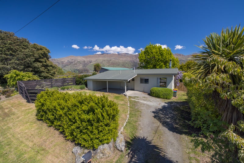 42 Totara Terrace, Wanaka, Wanaka - Carousel 2