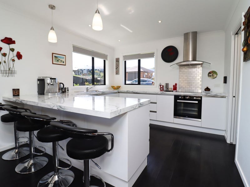 7 Dove Place, Holmes Hill, Oamaru - Carousel 2