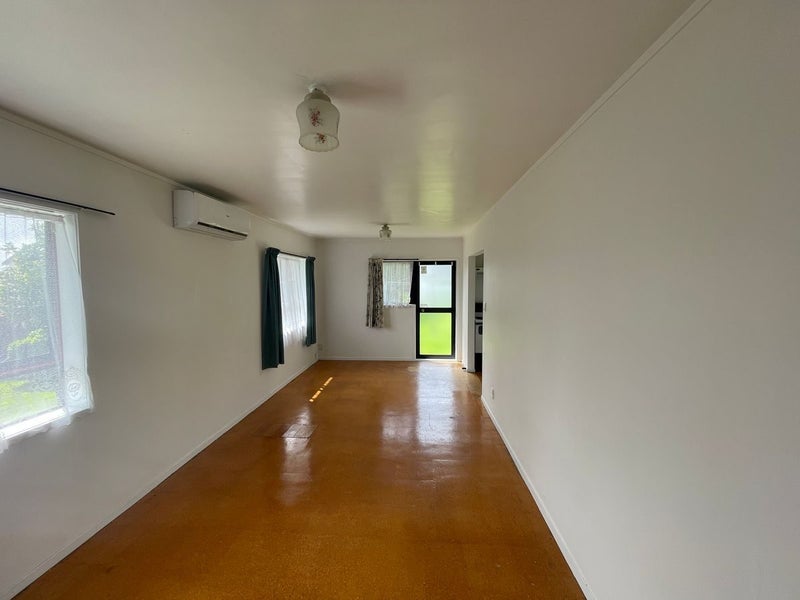 10 Steeple Rise, Pakuranga, Auckland - Carousel 2