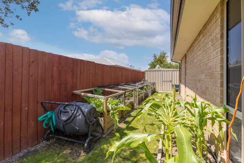 10 Felicitas Grove, Aidanfield, Christchurch - Carousel 27