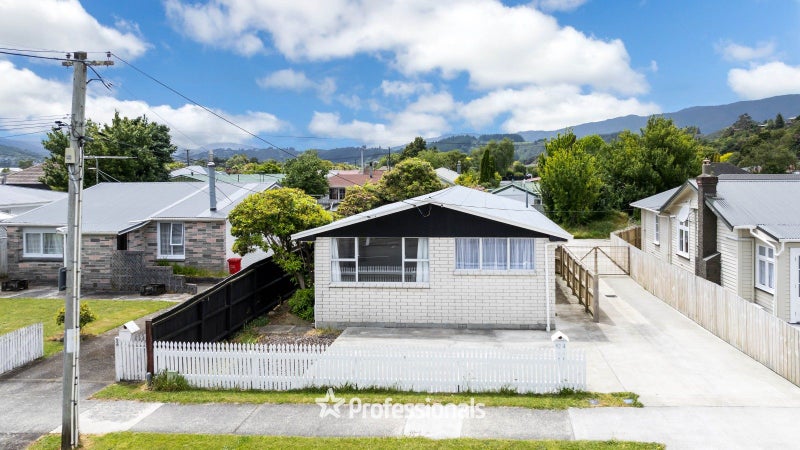 32A Exchange Street, Ebdentown, Upper Hutt - Carousel 19