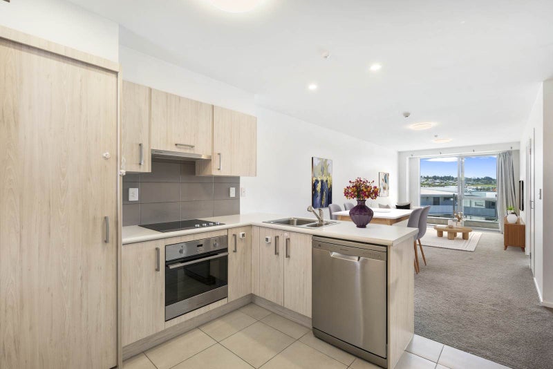 215/17 Link Cres, Stanmore Bay, Whangaparaoa - Carousel 2