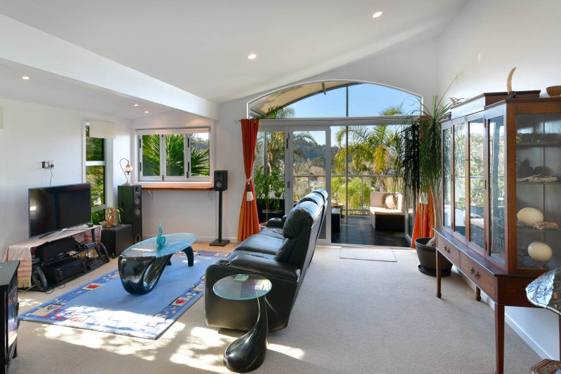 37 Stillwater Crescent, Stillwater, Silverdale - Carousel 2