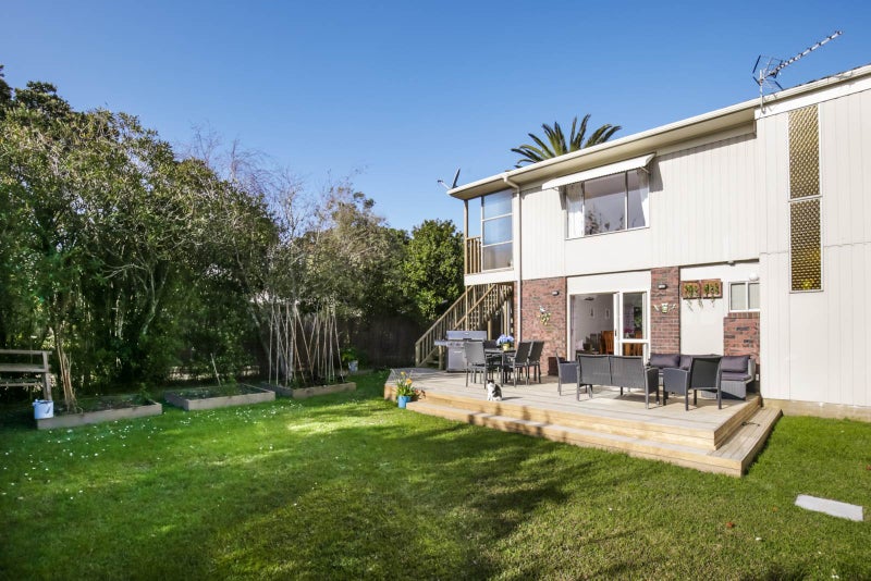 194A Te Atatu Road, Te Atatu South, Auckland - Carousel 2