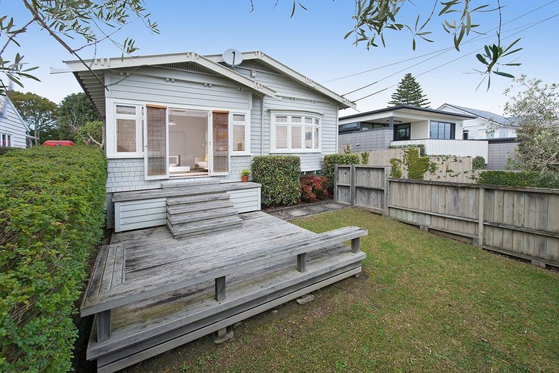 108 West End Road, Westmere, Auckland - Carousel 1