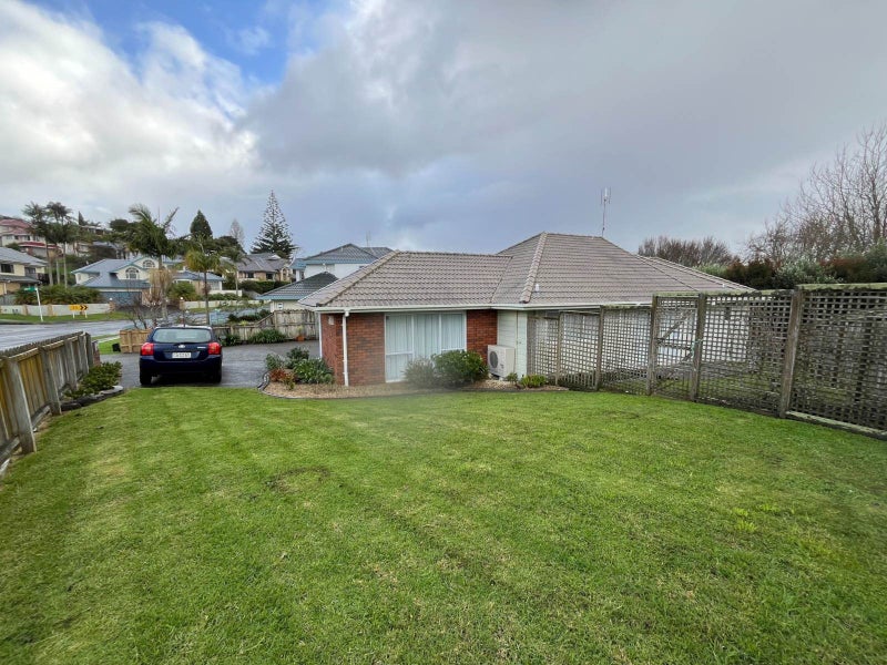 65 Velma Road, Hillcrest, Auckland - Carousel 2