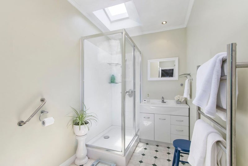 160 Wainuiomata Road, Wainuiomata, Lower Hutt - Carousel 13