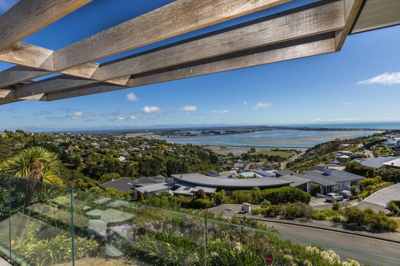 5 Ophir Lane, Redcliffs, Christchurch - Carousel 32