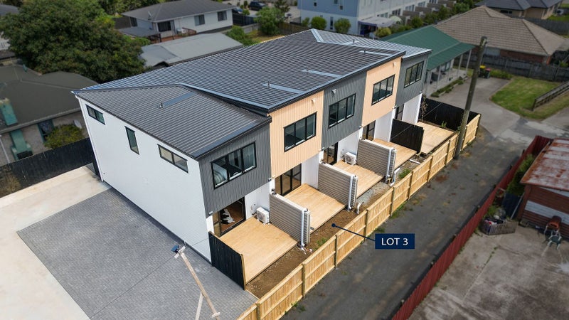 8 Daniel Avenue, Mangere East, Auckland - Carousel 1