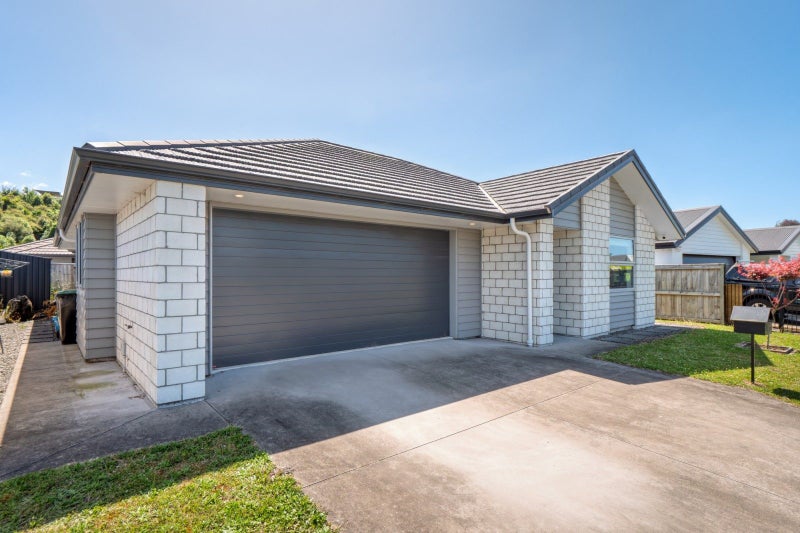 123 Whakaturou Crescent, Pyes Pa, Tauranga - Carousel 21