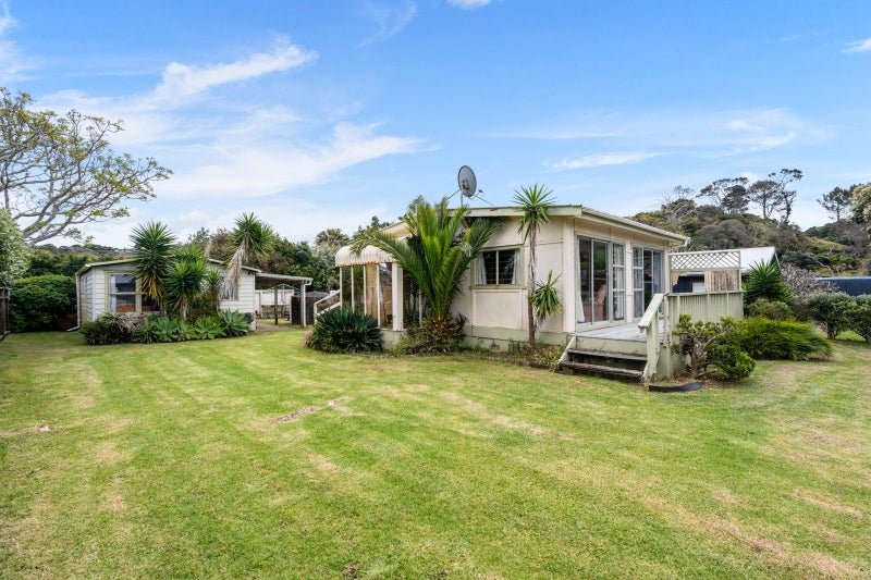 11 Ringer Avenue, Matapouri, Whangārei - Carousel 2